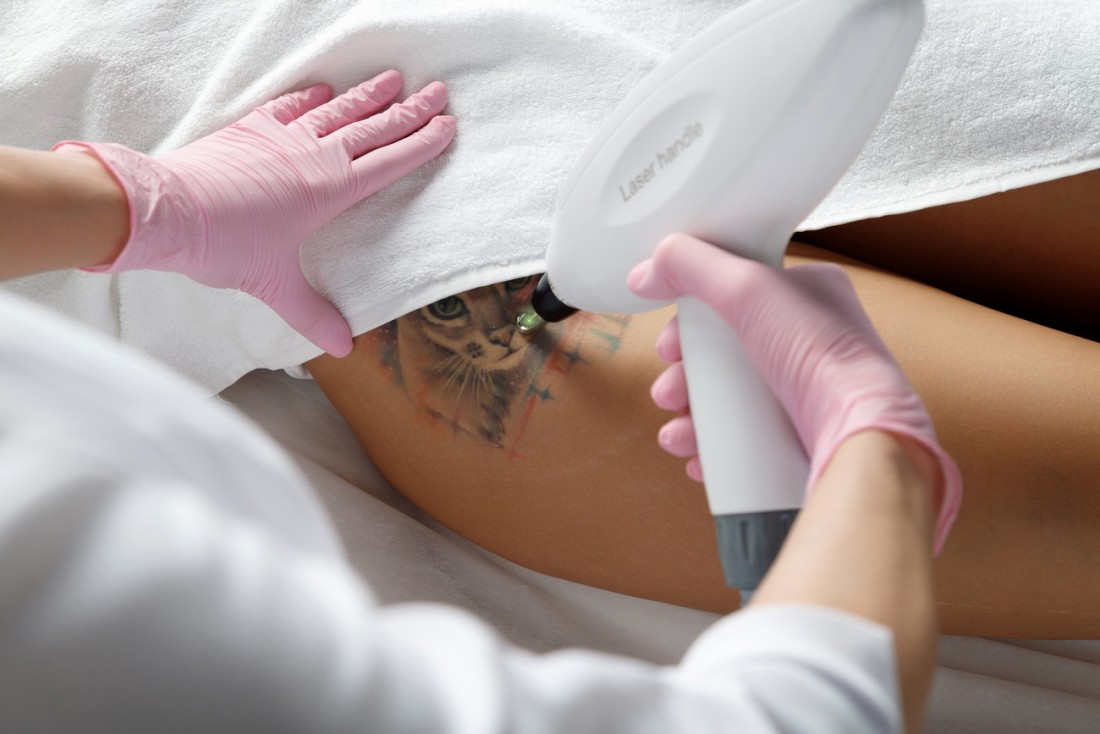 Bite beauty магазины. Патчи для губ. Lab lips. Lab lips. Cosmed патч с микроиглами libs shot.